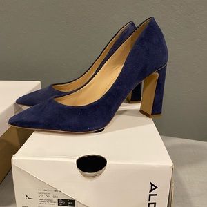 Navy Blue Suede heels